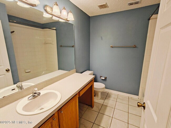 Building Photo - 1845 Weston Cir