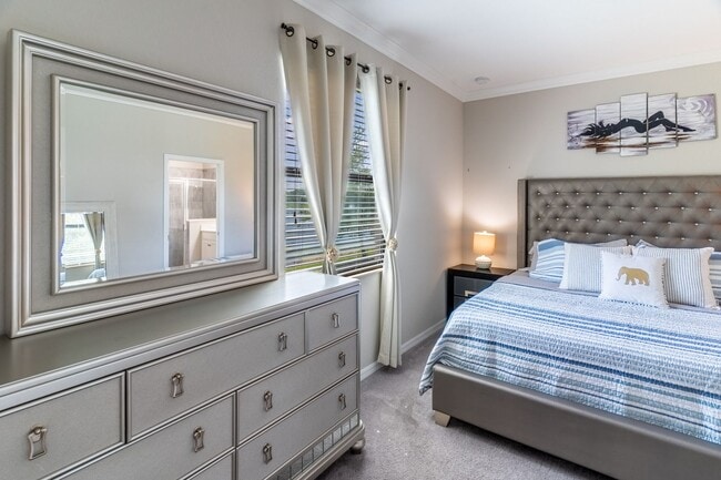 Building Photo - Available Pet Friendly Annual in Artesia!