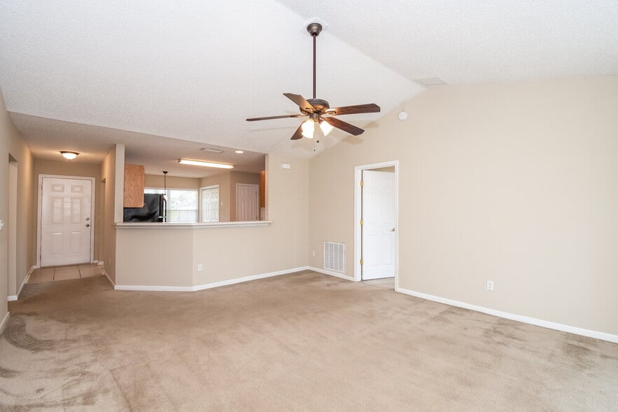 Building Photo - 3518 Brangus Ct