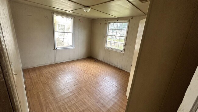 Building Photo - 5741 Henagen Ave