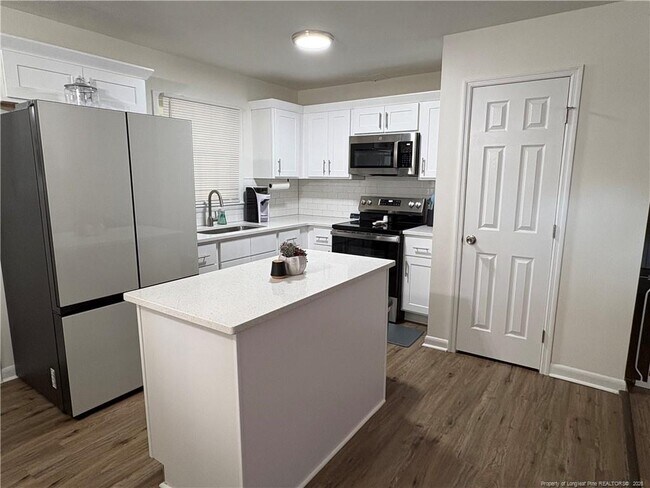 Building Photo - 4334 Forest View Dr