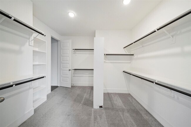 Building Photo - 15655 Scolty Reach Ln