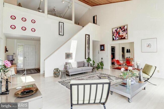 Building Photo - 8002 Grand Teton Dr