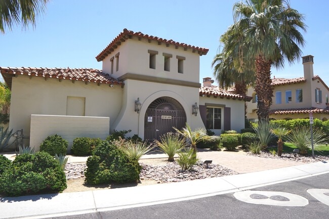 Building Photo - 423 Copper Canyon Rd