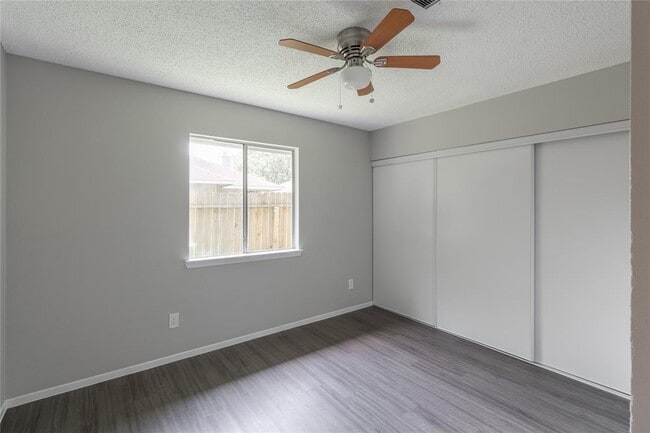 Building Photo - 3118 Lucida Ln