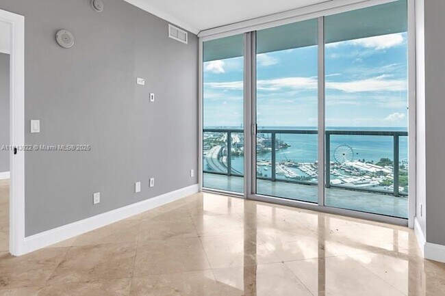 Building Photo - 888 Biscayne Blvd