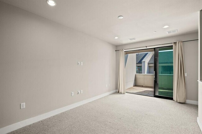 Building Photo - 1308 Tinnin Ford Rd