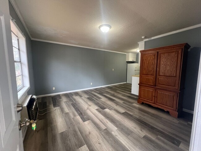 Building Photo - 450 29th Pl