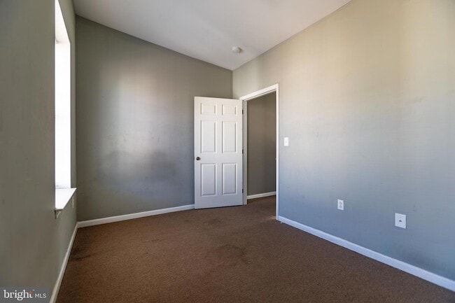 Building Photo - 1706 Willington St