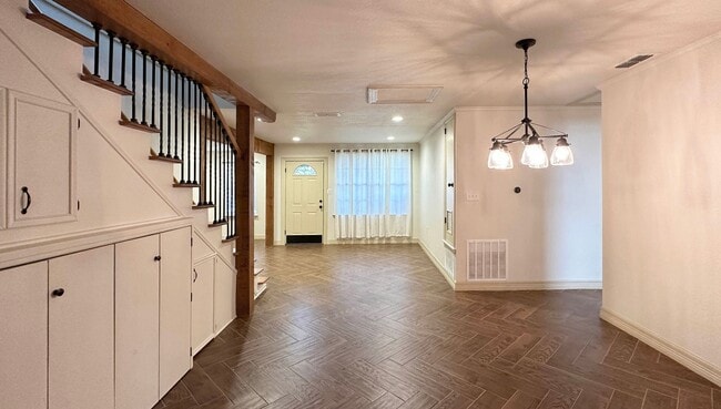 Building Photo - China Grove 4 bedroom, 3 bathroom