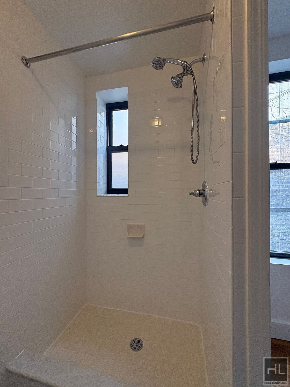 Building Photo - EAST 87TH STREET