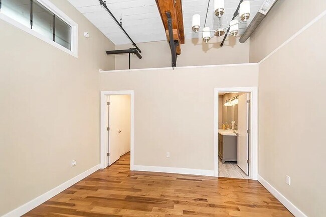Master bedroom - 17 Kearney Sq
