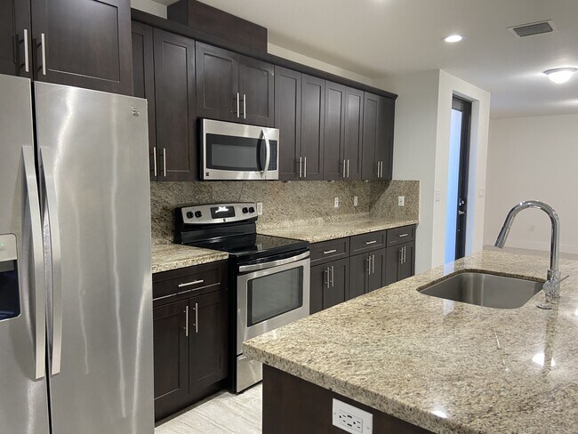 Building Photo - 269 Bella Sol Way