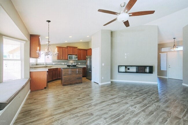 Building Photo - 8517 W Caribbean Ln