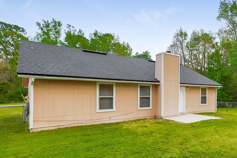 Building Photo - 2115 Center Way