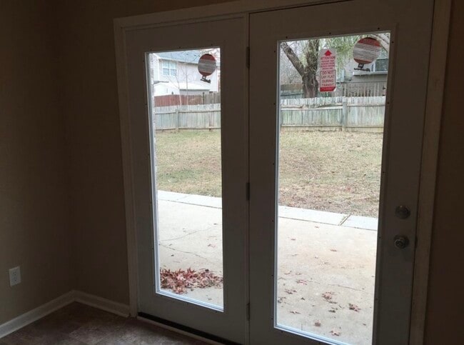 Building Photo - 788 Ridgebrook Cir