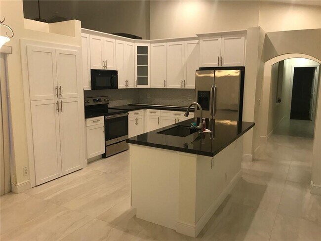 Building Photo - 19010 SW 10th St