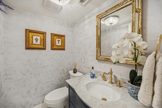 Building Photo - 5822 Doliver Dr