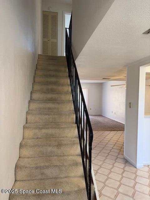 Building Photo - 2511 Country Club Dr