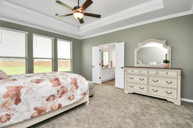 Building Photo - 395 Hunter Rnch Wy