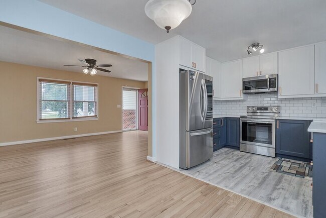 Building Photo - 2484 Jasper Ct