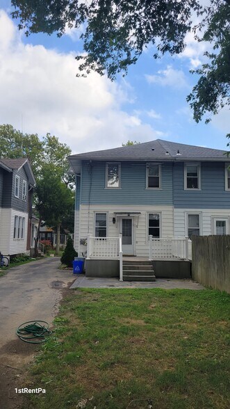 backyard - 209 Trites Ave