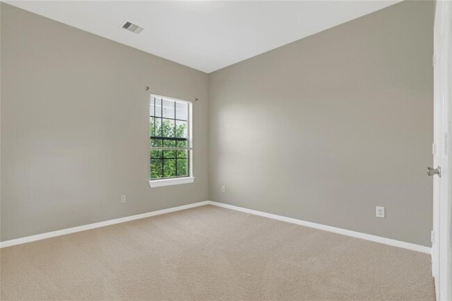 Building Photo - 9610 Buffum St