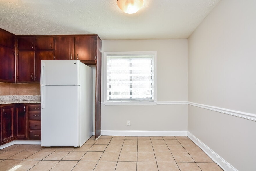 Building Photo - 1260 Halter Ln