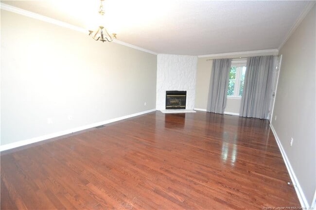 Building Photo - 306 Beechtree Dr