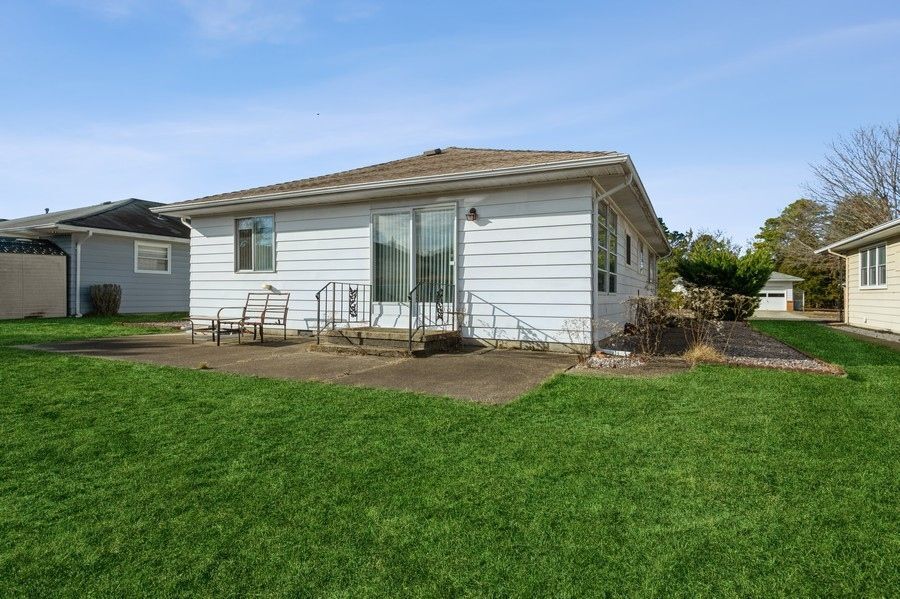 Building Photo - 436 St Thomas Dr