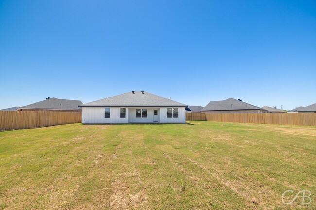 Building Photo - 3698 Yamini Dr