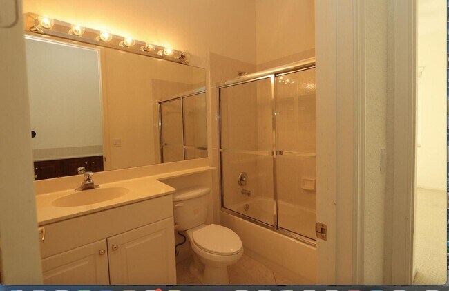 Building Photo - 9183 Bay Point Cir
