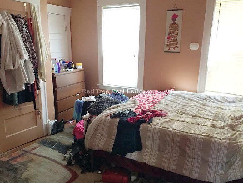 Building Photo - 296 Highland Ave