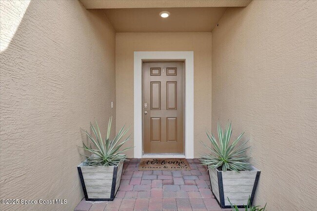 Building Photo - 6540 Lokosee Ct