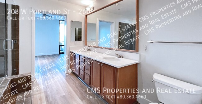 Building Photo - 208 W Portland St