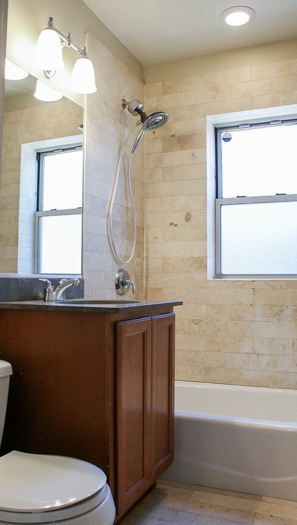 Building Photo - 3455 N Wolcott Ave