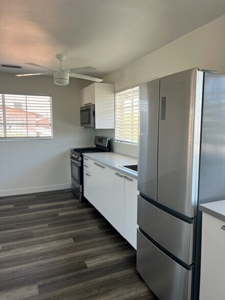 Building Photo - 746 W Turney Ave, Apt 9
