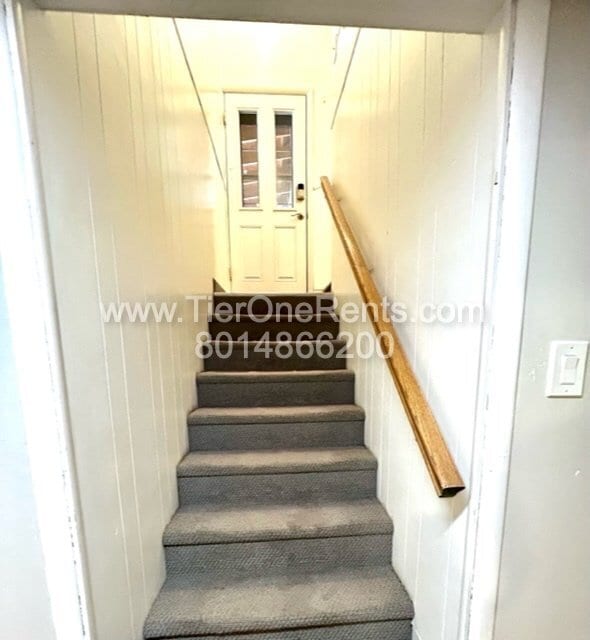 Building Photo - This property offers a NO DEPOSIT option available for qualified renters!