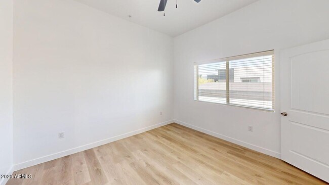 Building Photo - 9160 N 67th Ave