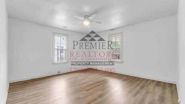 Building Photo - 38 29th St