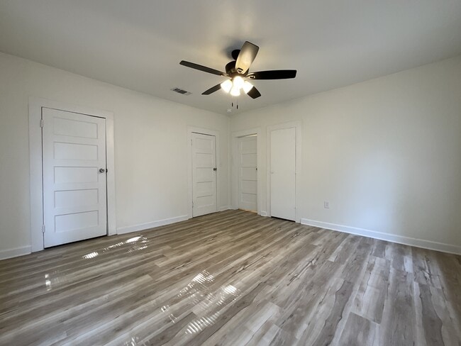 Building Photo - 317 N Naid St