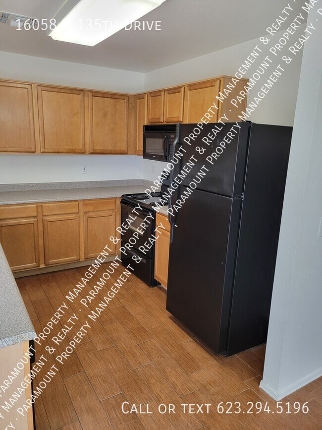 Building Photo - 16058 N 135th Dr