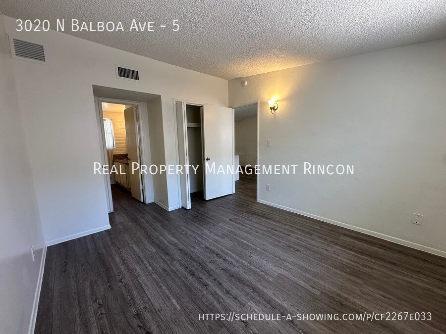 Building Photo - 3020 N Balboa Ave