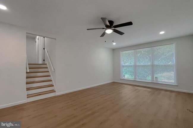 Building Photo - 7203 Westchester Dr