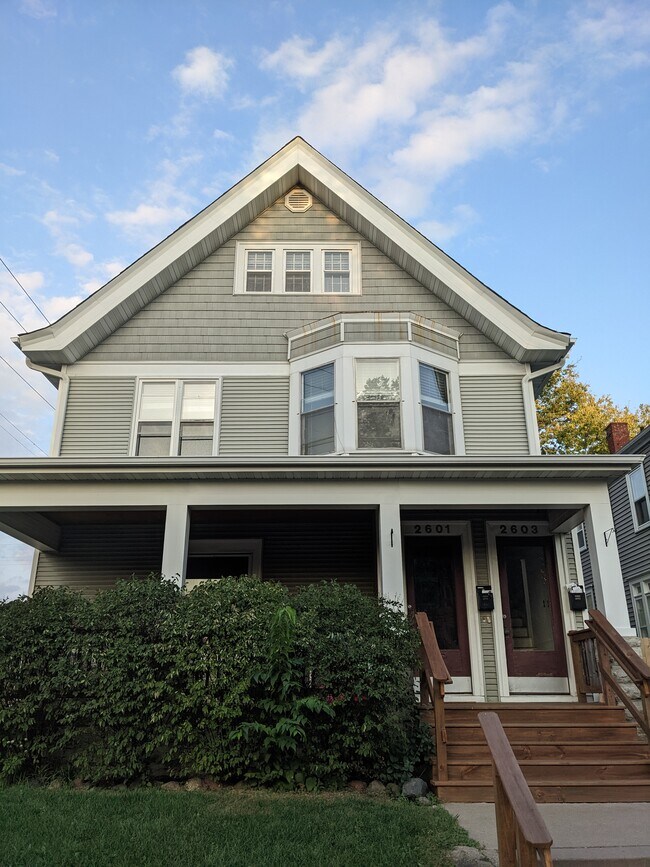 2603 Colfax Ave S 2603 Colfax Ave S Minneapolis MN 55408 Apartment