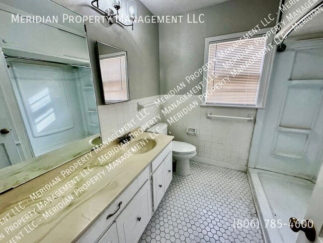 Building Photo - 2301 35th St