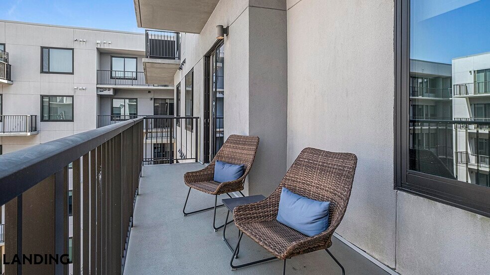 Building Photo - 1414 Wood Hollow Dr