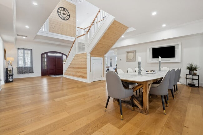 Building Photo - 509 Debordieu Blvd