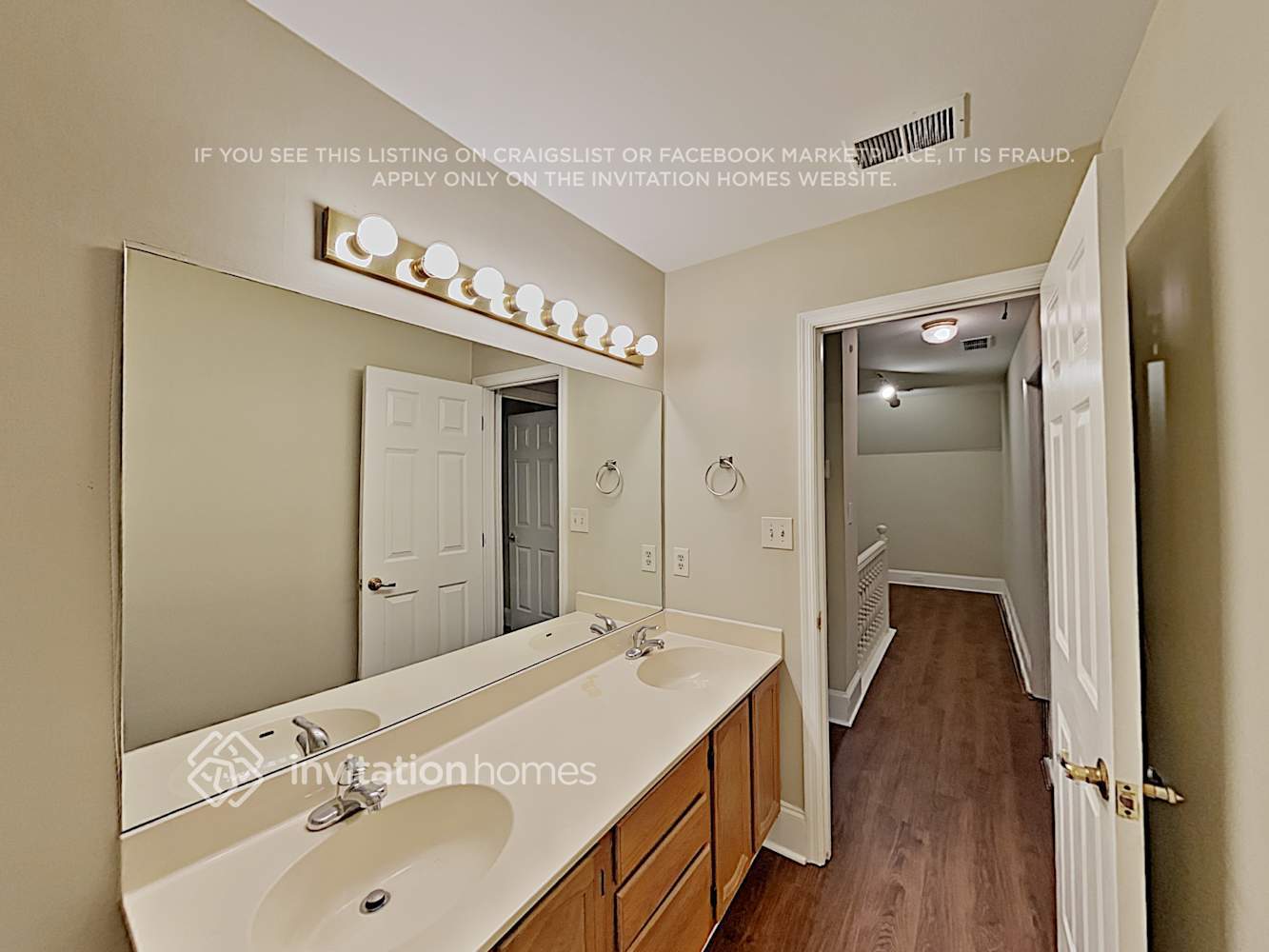 Building Photo - 5876 Brookstone Knoll