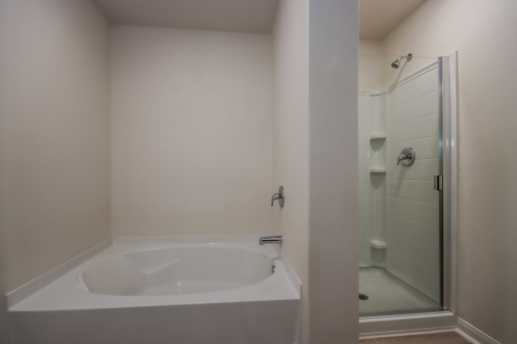 Building Photo - 8414 Bermuda Blue Rd